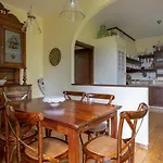 Le Rose, Villa *